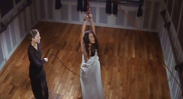 Tri nimfe sisati kurac i uzeti ga u svoje pukotine xxx sex filmovi