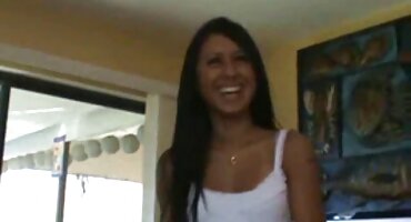 Jasno porno filmovi starke jebeno i stao na sise komadi