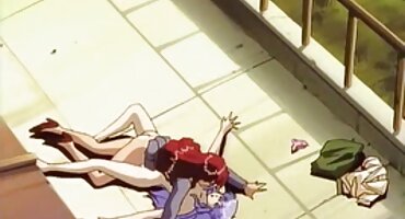 Debeli kurac pornić seks gužve drolja u podrumu i podijeliti svoju spermu s