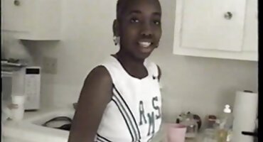 Preplanula muškarac porno film masaza napao i bičevao momak