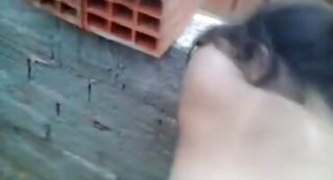 Djevojka porno filmovi grupni seks bez neugodnosti jahanje na drugom jahaču