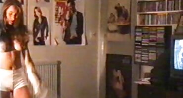 Baka je zamolila unuku da erotski filmovi sex pomogne zadovoljiti gomilu ljubavnika