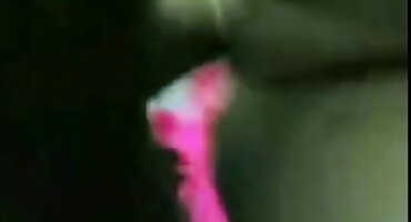 Prekrasna grupni seks porno filmovi princeza predala se seoskom momku u maca