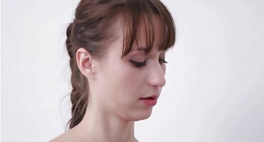 Slatko mlada romanticni porno filmovi djevojka masturbira prepone