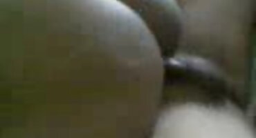 Napaljeni osoba domaći sex filmovi fucks ženu i prijatelja