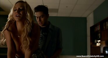 Djevojke su se međusobno napunile kremom porno filmovi grupni sex za dupe i nisu požalile