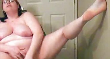 Gole slobodni pornici djevojke dva jebeno na Osoba