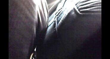 Dvojica muškaraca jebeno pornić seks svoju djevojku u njezine lijepe rupe