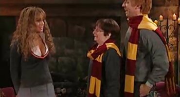 Senzualna porno filmovi u prirodi princeza idioti jebu s dvije strane