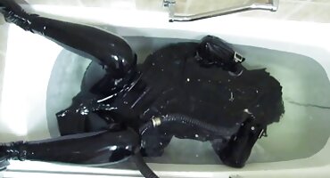 Pepe je nagovorio da porno film u prirodi zajebava šarmantnu djevojku s tvrdim Sisama