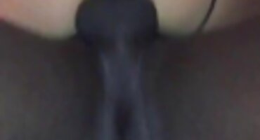 Zamjenjuje lijepu vaginu za pornići zrele penetraciju