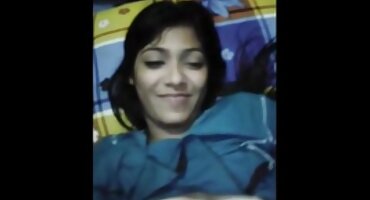 Djevojka je htjela vidjeti orgazam sex filmovi porno svoje ljubavnice i to je učinila