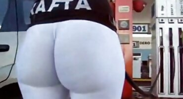 Spektakularno seksi donje rublje prisililo je djevojke da se seks porno jebacina opuste