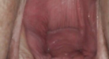 Bijele porno filmovi starke kose djevojka uzima spermu od muškaraca