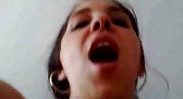 Dvije junice su prisiljeni lizati sex porno filmovi svoje vagine