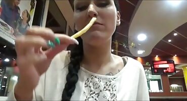 Jebeno ženu na kauču u čvrstu vaginalnu domaci filmovi sex rupu