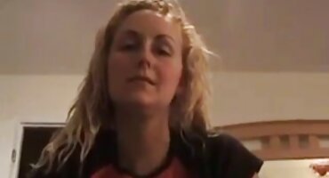 Negan seks porno filmovi je došao jebati svoju kuju u kući na brdima