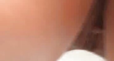 Uz pomoć cool vibrator crnka ejakulira nježno filmovi za odrasle xxx