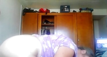 Elegantna Plavuša besplatni seksi film osigurala joj maca na jahti