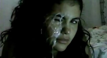 Podmazan junica jebeno u sve rupe s besplatni seksi filmovi interneta