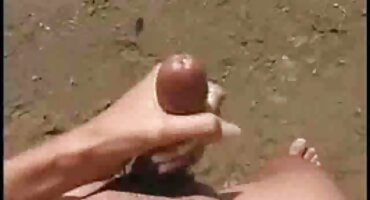 Napaljeni žena jebati šuplje djevojka pornić seks s ogromnim dildo