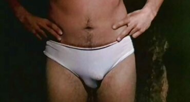 Dugodlaka porno filmovi sortirani dama jebanje s velikim članova