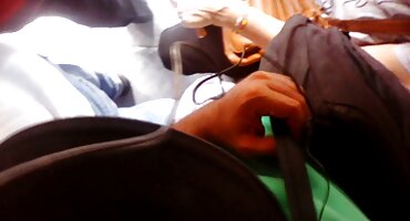 Muškarac teško lupa problema u različitim pozama i seksi filmovi besplatni cums