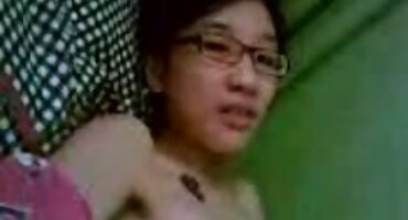 Djevojke nježno u krevetu milovati ružičaste porno filmovi za skidanje rozete