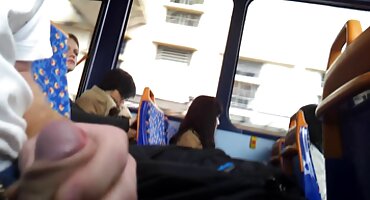 Atraktivan mačić filmovi za odrasle xxx putuje njegova djevojka s Strapon